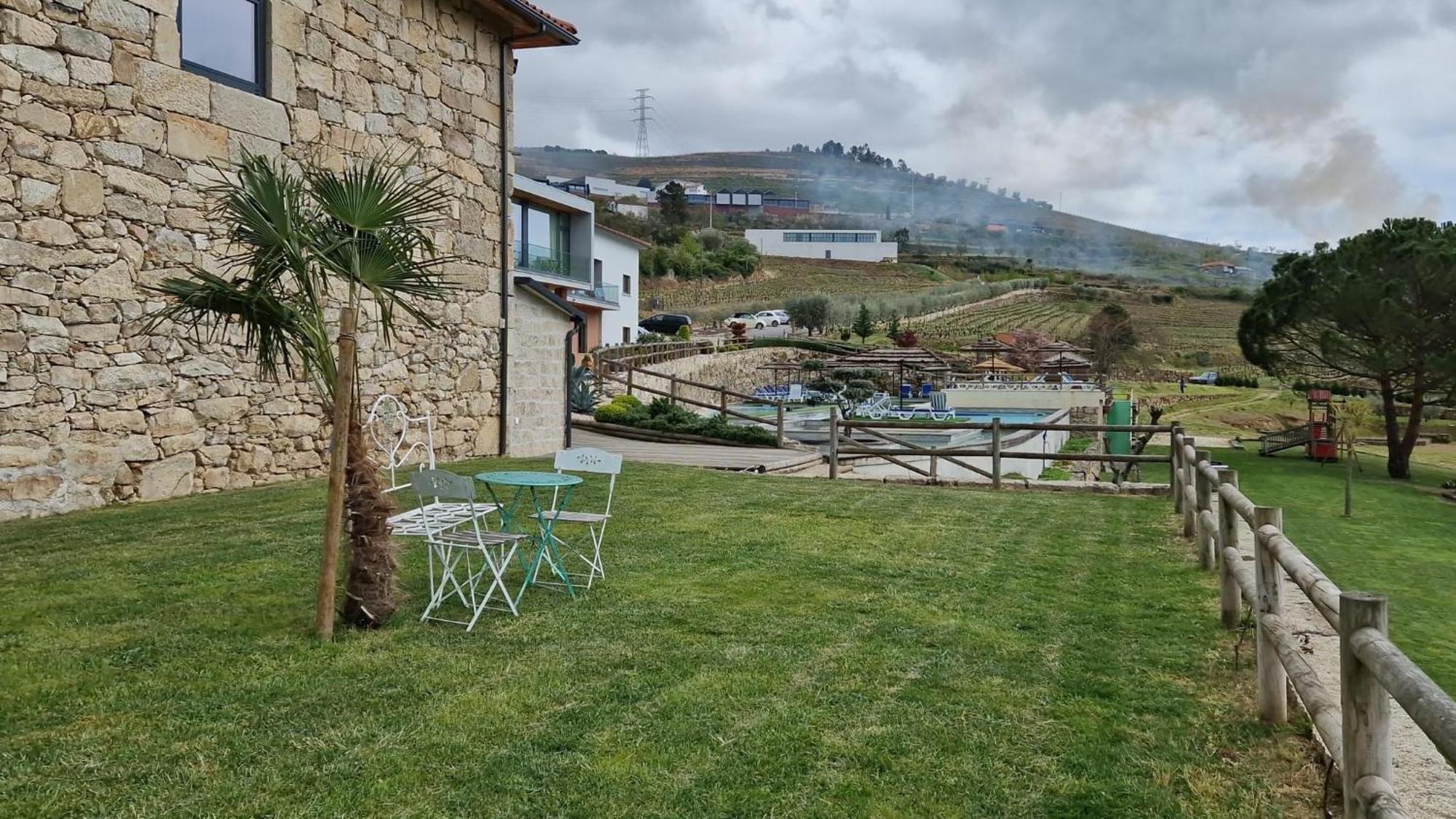 Douro Cister Hotel Resort Ucanha Exteriör bild