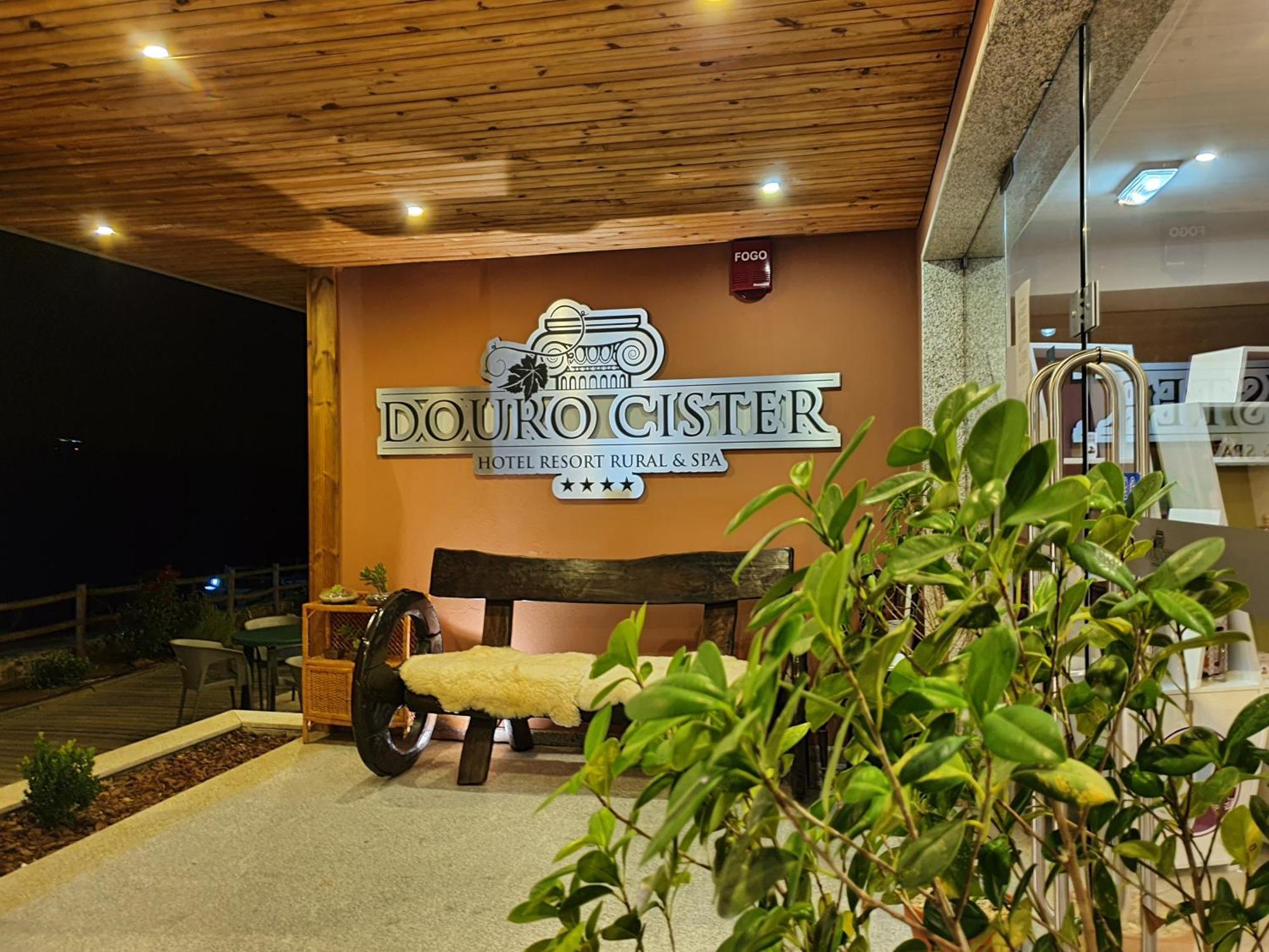 Douro Cister Hotel Resort Ucanha Exteriör bild