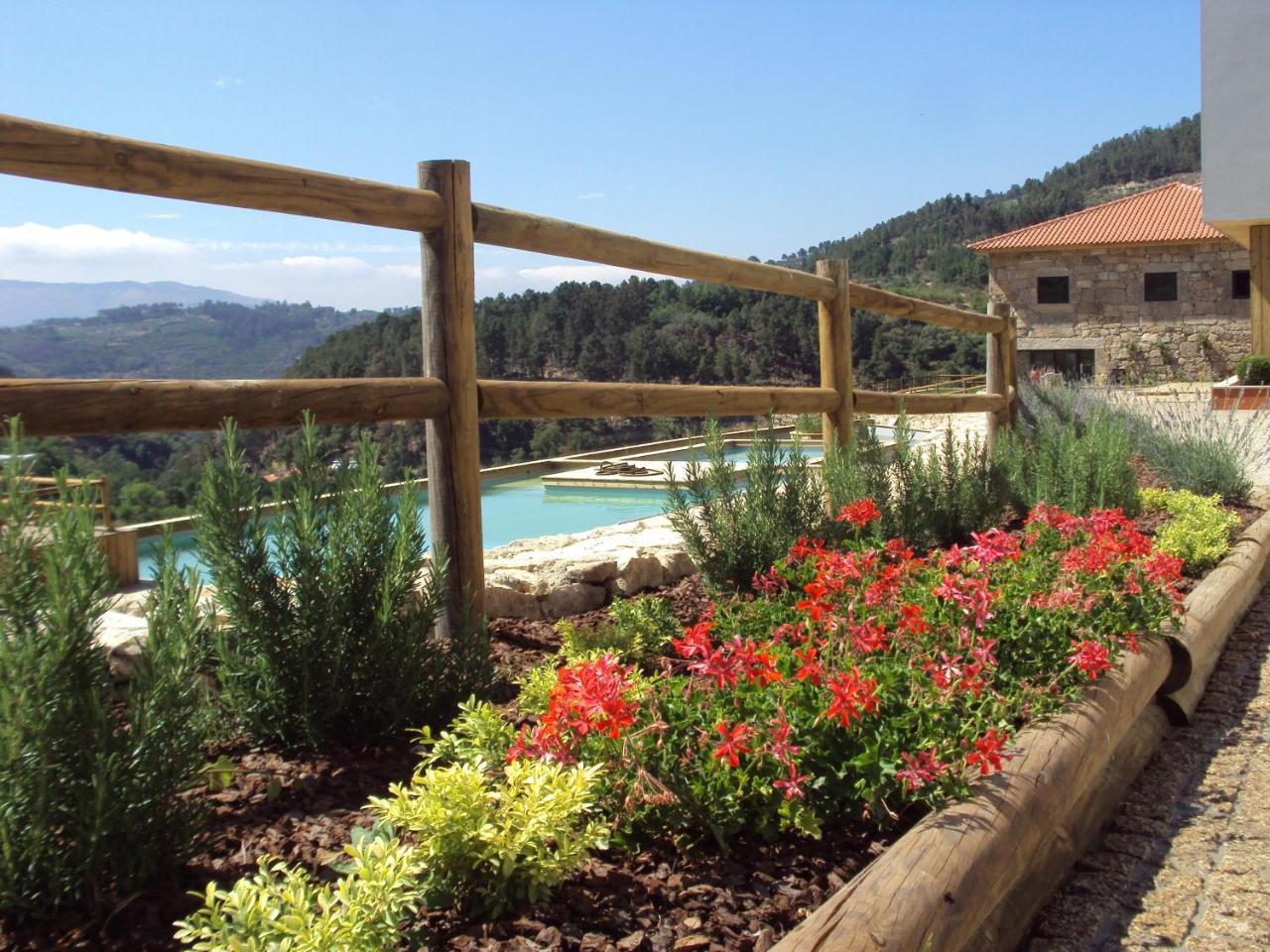 Douro Cister Hotel Resort Ucanha Exteriör bild